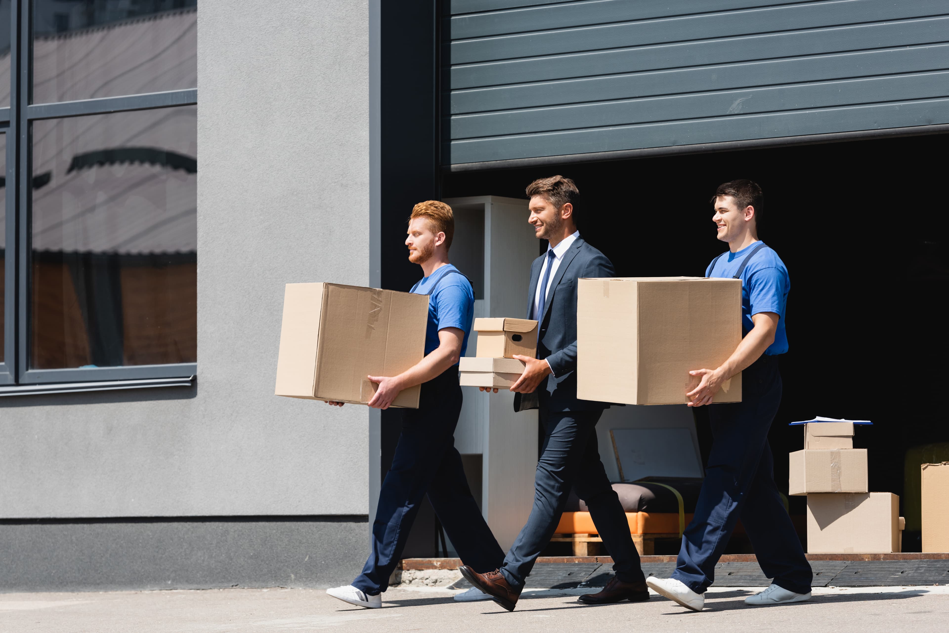 Moving Companies Queens crew at work in Queens NY